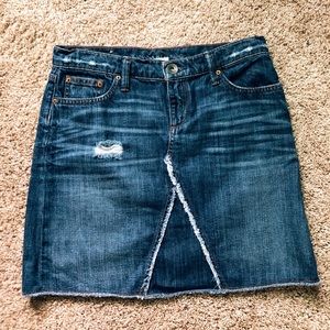 BANANA REPUBLIC DENIM SKIRT !!!!